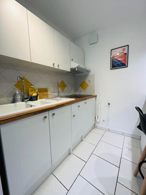 Appartement Confidentiel Laon Ngoại thất bức ảnh
